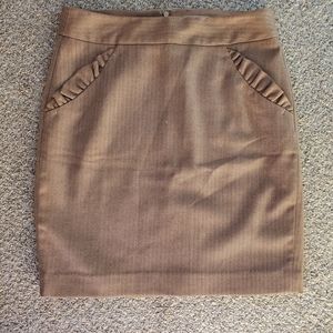 Like New Loft Autumn Women's Pencil Shirt with Ruffle Accents